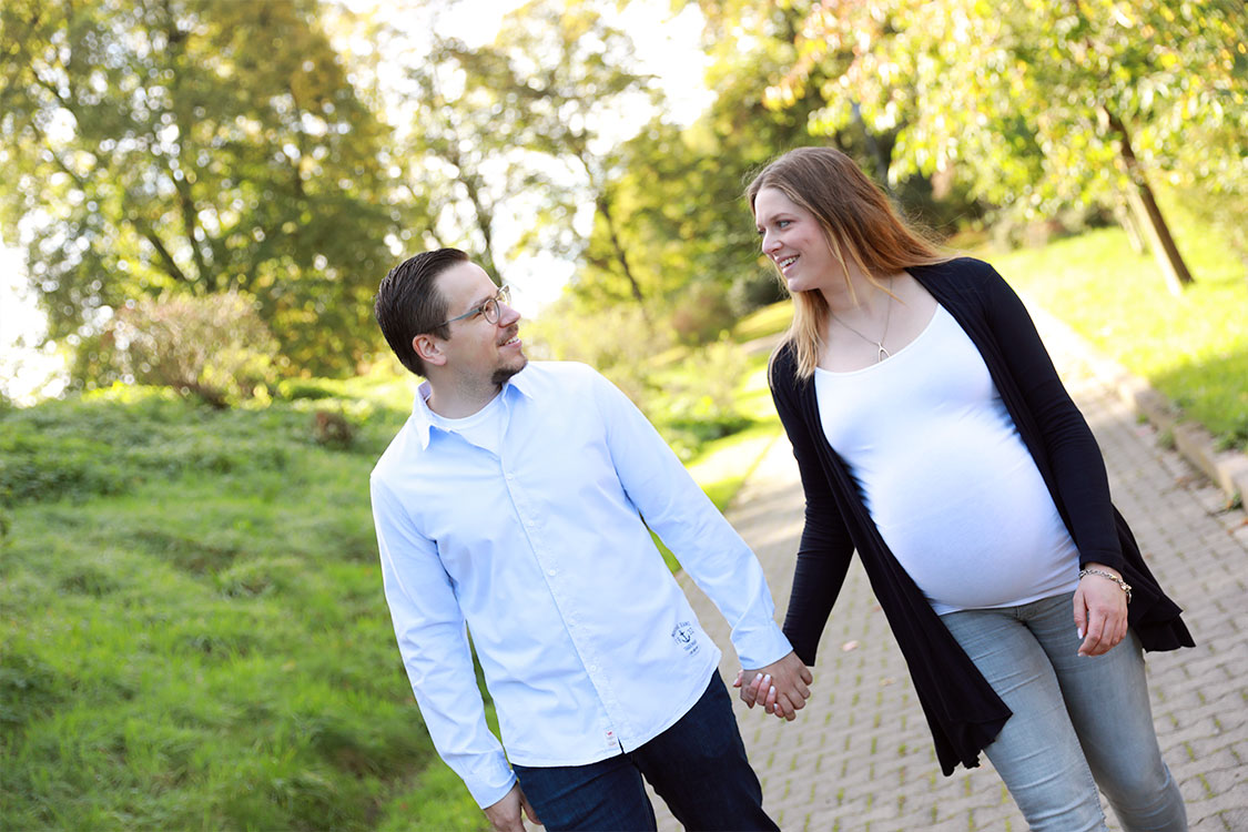 Shooting Babybauch zusammen mit Partner, Fotograf Wetter (Ruhr)